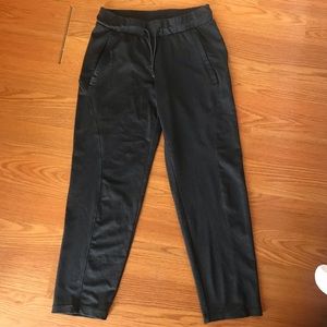 Decathlon cropped joggers